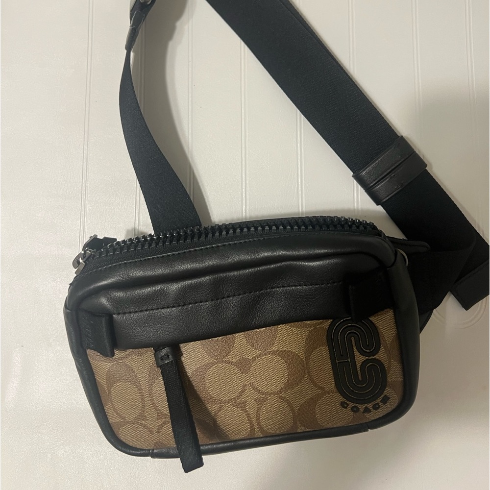 Coach bag in great condition.
